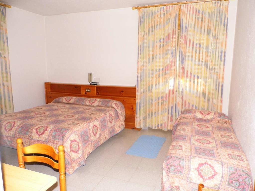 Hotel Mochettaz Aosta Room photo